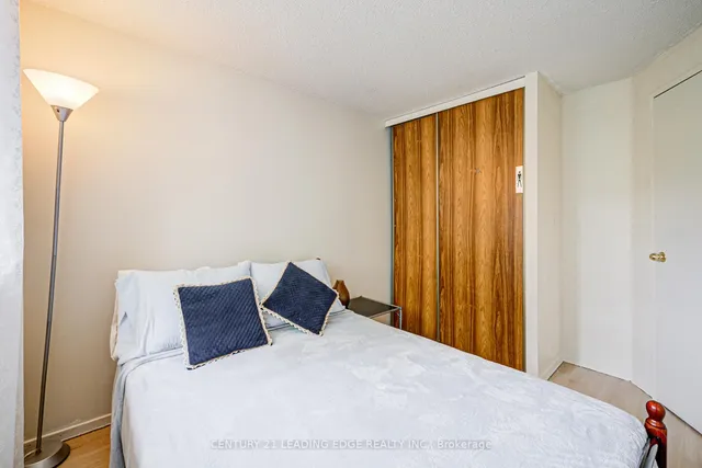 Additional image 24 of 25 Collinsgrove Rd Unit 109