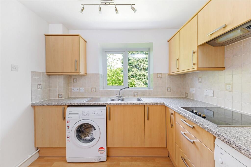 Additional image 14 of Douglas Road, Harpenden, Hertfordshire, AL5