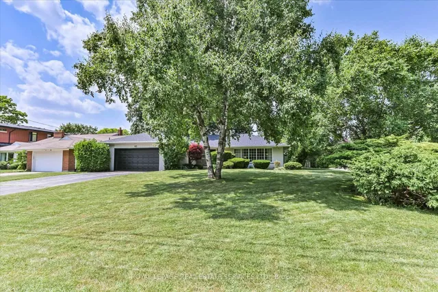 Additional image 2 of 62 Princess Margaret Blvd