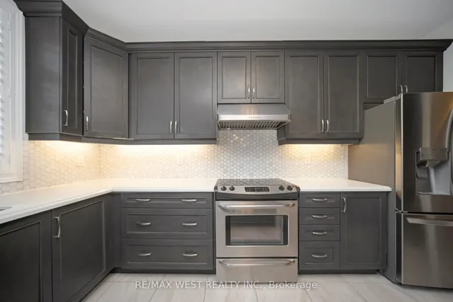 房产图片 21 - 198 Jessie Caverhill Pass