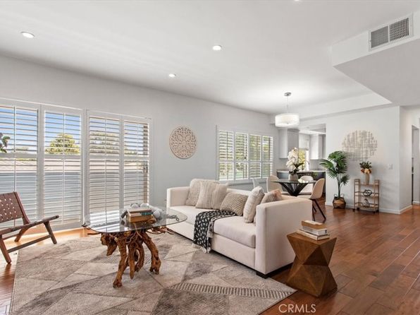 5324 N Kester Ave #12, Van Nuys, CA 91411