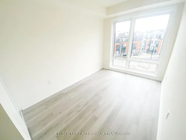 房产图片 8 - 145 Tapscott Rd 单元 32