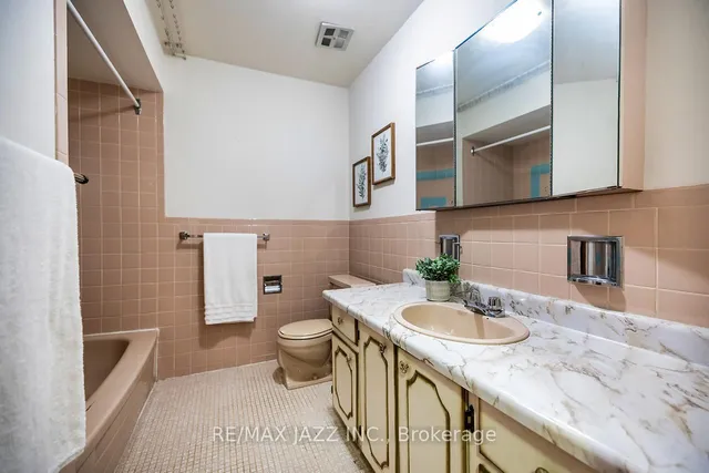 Additional image 13 of 28 Pilot St