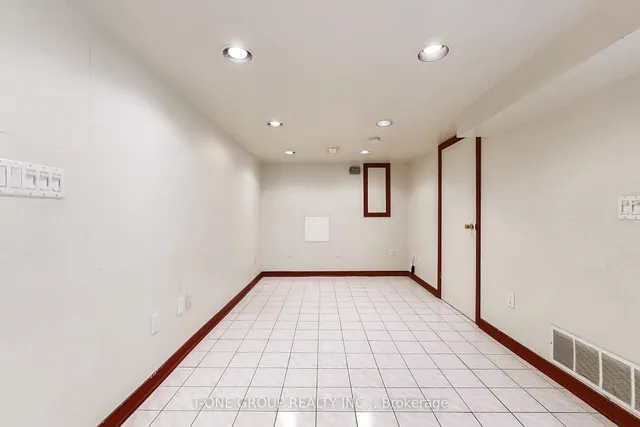 Additional image 34 of 839 Shaw St