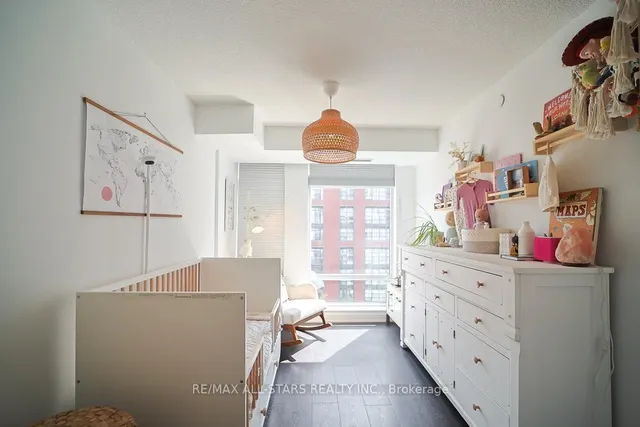 Additional image 17 of 525 Adelaide St Unit 1216