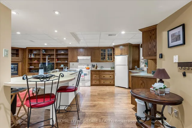 Additional image 34 of 29 Gaines Ave