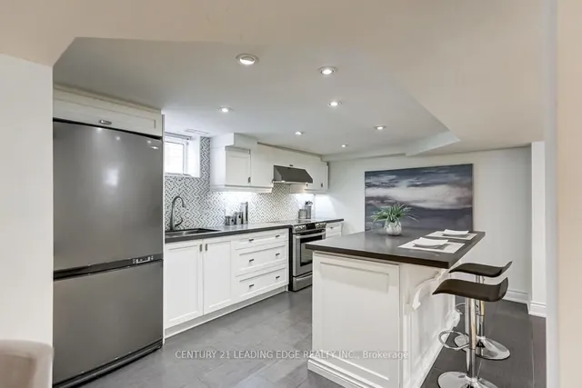 Additional image 24 of 63 DELWOOD Dr