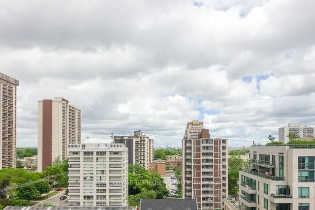 Additional image 8 of 101 Erskine Ave Unit 1006