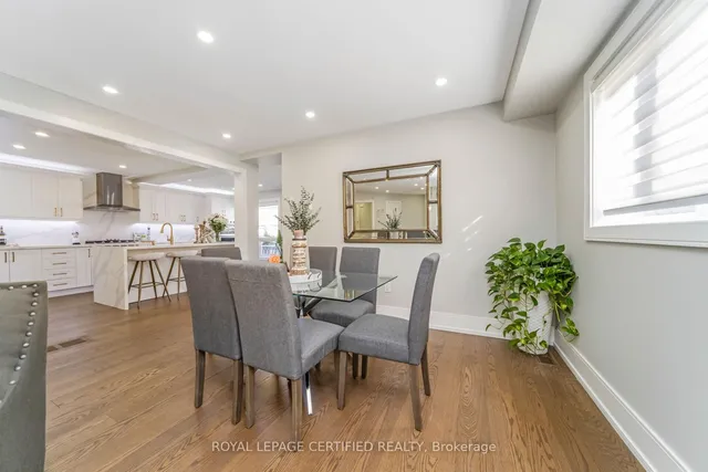 Additional image 13 of 53 Vintage Gate