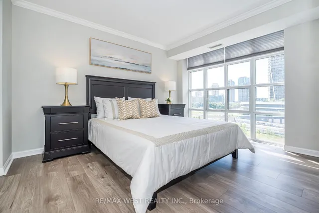 Additional image 24 of 15 Stafford St Unit 705