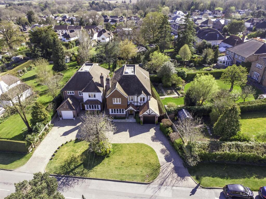 Additional image 20 of Georges Wood Road, Brookmans Park