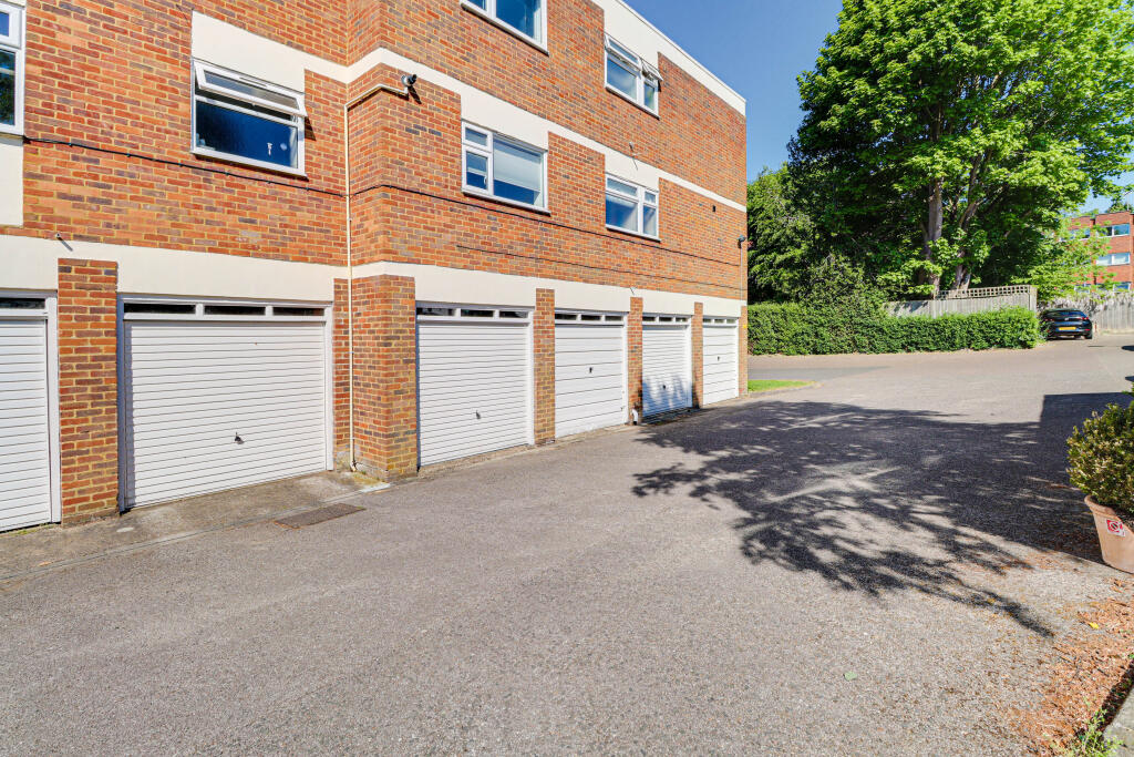 Additional image 23 of Carlton Road, Harpenden, Hertfordshire, AL5