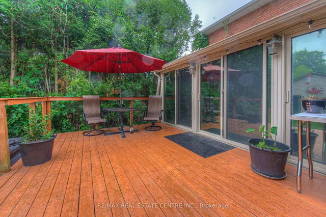 Additional image 23 of 310 Cavendish Dr