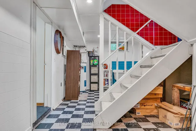 Additional image 24 of 1 Ridge Point Cres