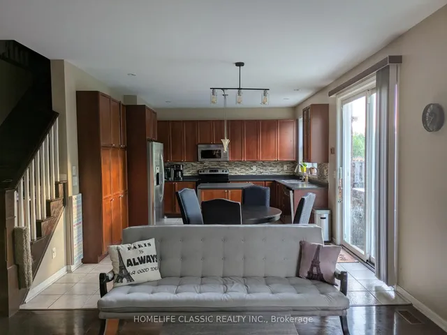 Additional image 4 of 34 Meandering Tr