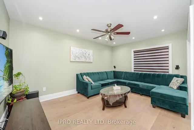 Additional image 12 of 26 Culture Cres