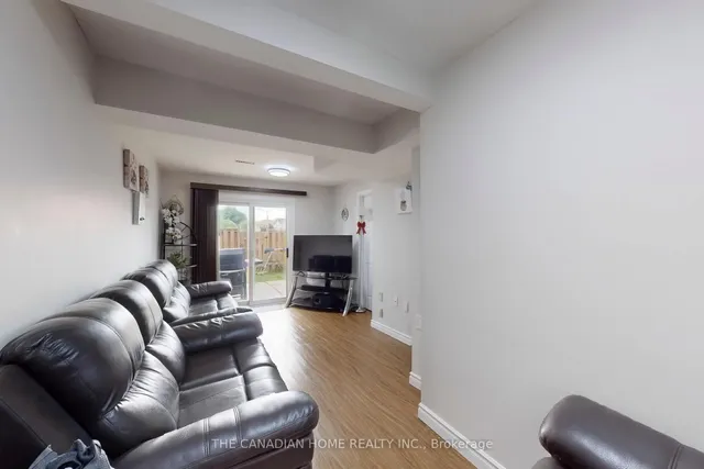 Additional image 29 of 30 Sandringham Crt Unit 144