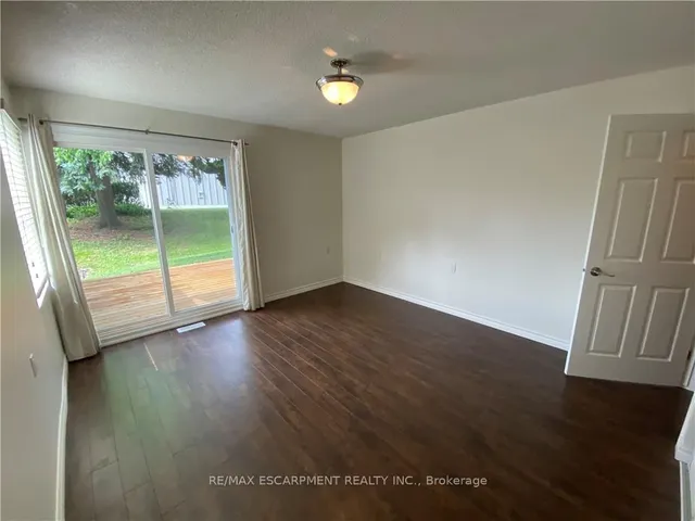 房产图片 13 - 1 Szollosy Circ