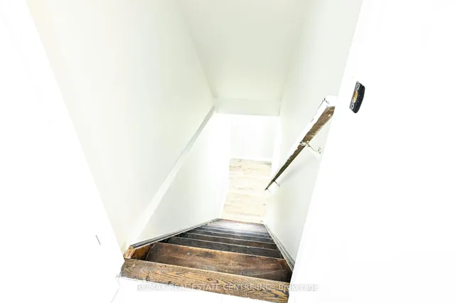 Additional image 34 of 25 Giltspur Dr