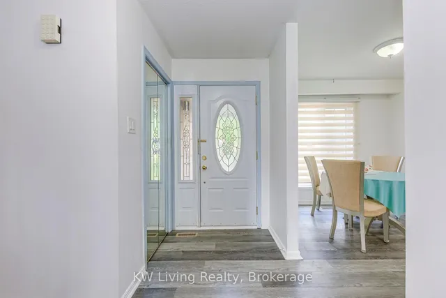 Additional image 4 of 12 Kline Crt