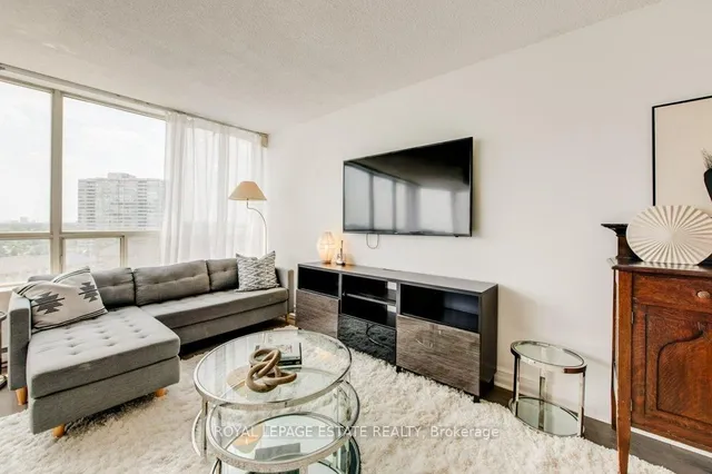 Additional image 37 of 160 Alton Towers Circ Unit 1012