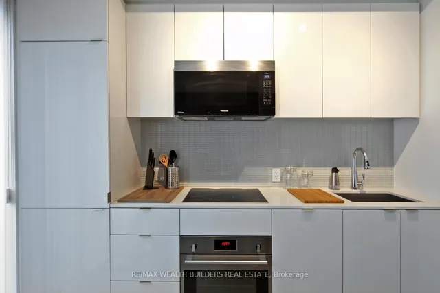 Additional image 13 of 7 Grenville St Unit 1108