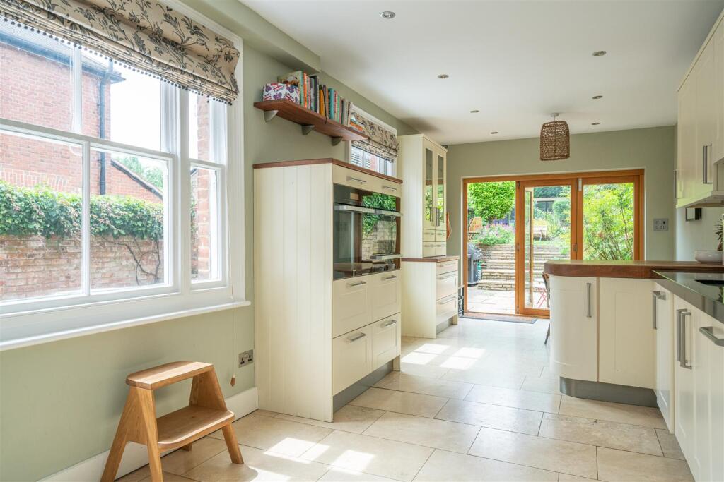 Additional image 11 of Blenheim Road, St. Albans