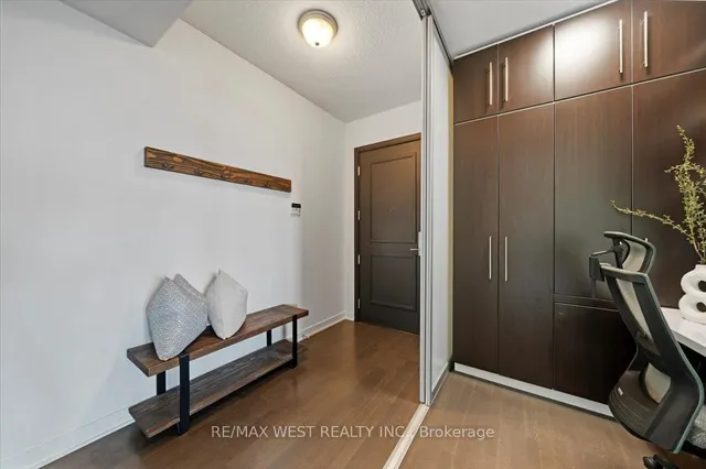 Additional image 9 of 88 Park Lawn Rd Unit 2116