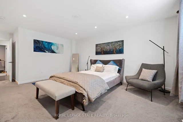 Additional image 35 of 136 Crafter Cres