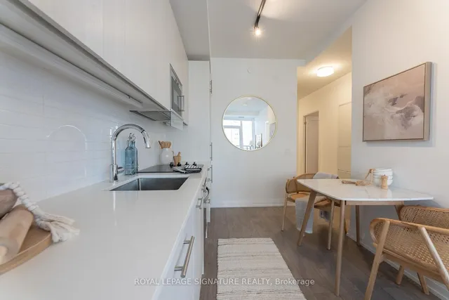 Additional image 14 of 286 Main St Unit 809