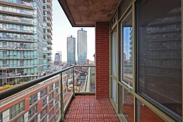 Additional image 16 of 39 Parliament St Unit 1008