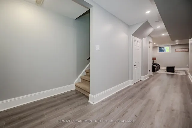 Additional image 38 of 56 Liddycoat Lane