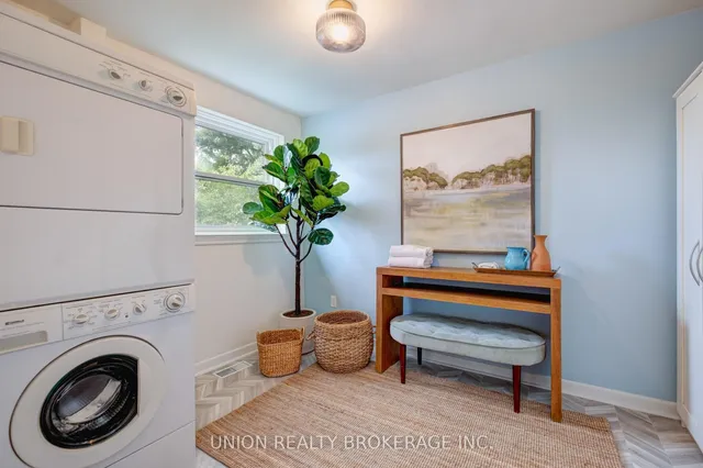 Additional image 24 of 284 Swanwick Ave