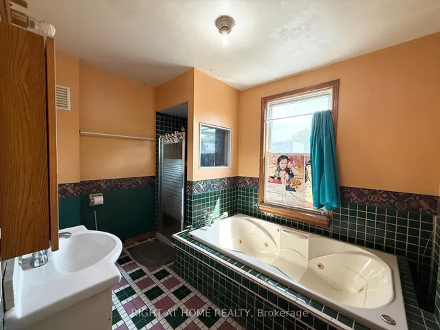 Additional image 17 of 665 Ossington Ave