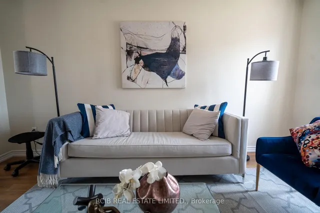 Additional image 7 of 33 Sprucewood Rd