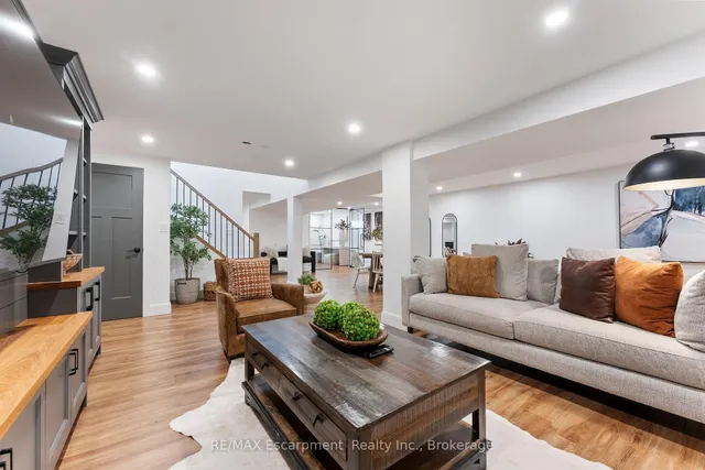 Additional image 28 of 671 Peele Blvd