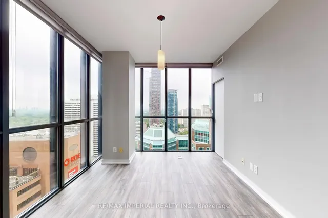 Additional image 16 of 110 Charles St Unit 2308