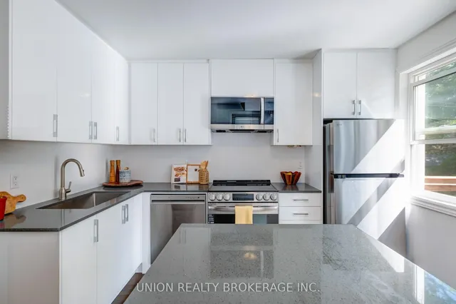 Additional image 12 of 301 Victoria Park Ave