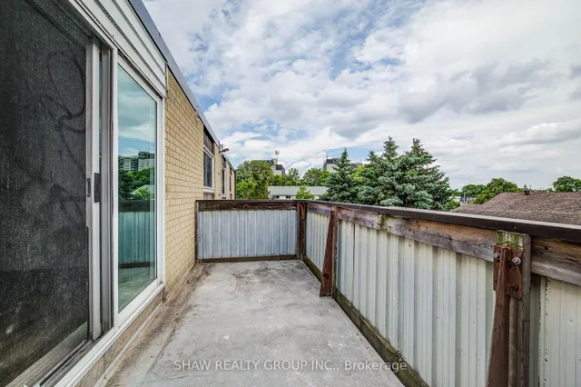 Additional image 4 of 75 Hazelglen Dr Unit 302