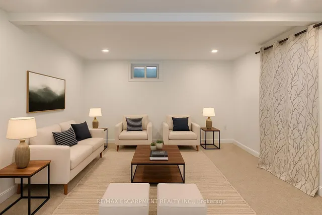 Additional image 4 of 1270 Gainsborough Dr Unit 4