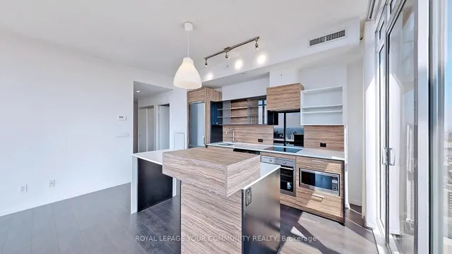 Additional image 17 of 75 St Nicholas St Unit 2804