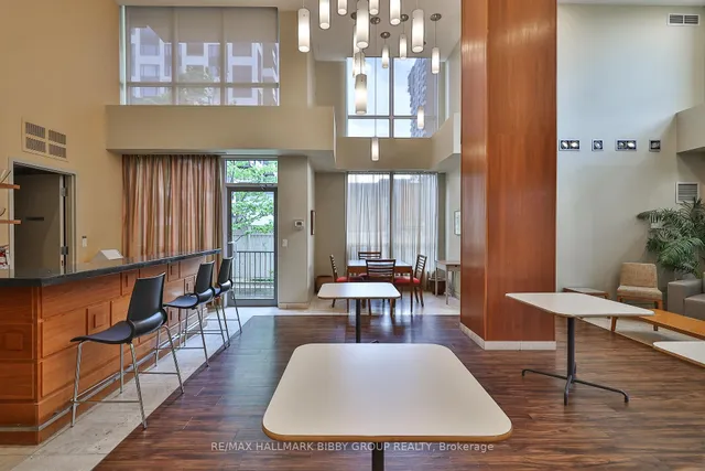 Additional image 22 of 70 High Park Ave Unit 1304