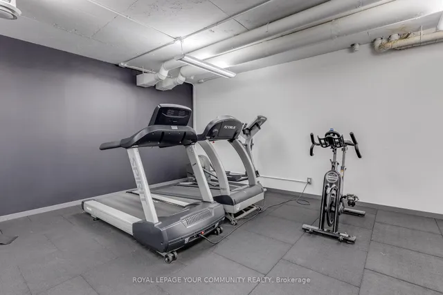 Additional image 23 of 650 King St Unit 211