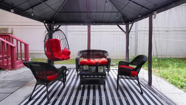 Additional image 34 of 58 Stagecoach Circ