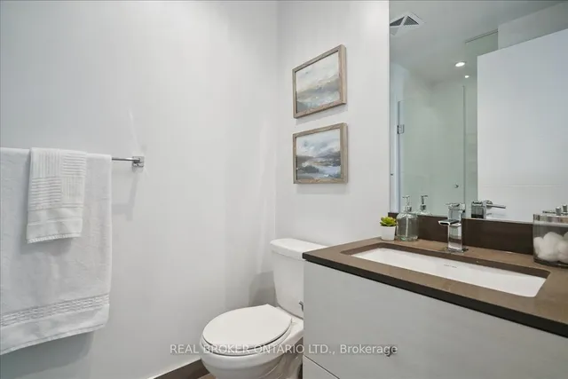 Additional image 19 of 525 Adelaide St Unit 215