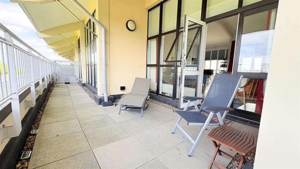 Additional image 39 of Penthouse Suite, Britannic Park, Moseley, Birmingham