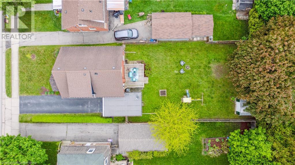 158 LUCAN Avenue|Waterloo, Ontario N2J1W7