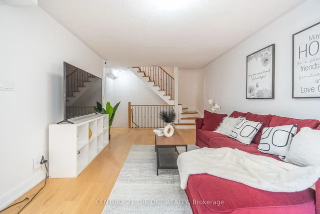 Additional image 3 of 28 Rosebank Dr Unit 1102