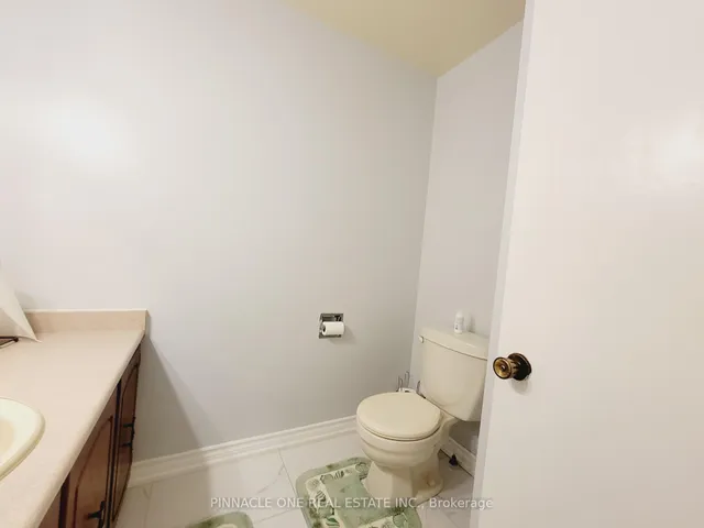 Additional image 22 of 61 Applegate Cres