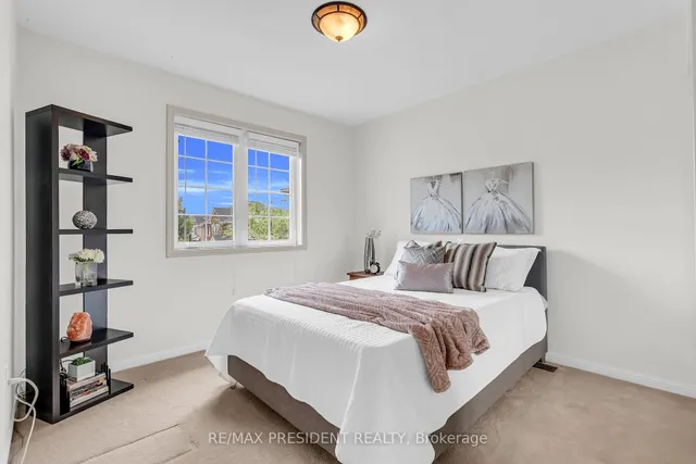 房产图片 38 - 670 Irving Terr